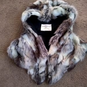 Spirithoods Silver Rabbit Shawl